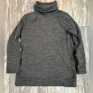 Lululemon pullover gray sweatshirt.